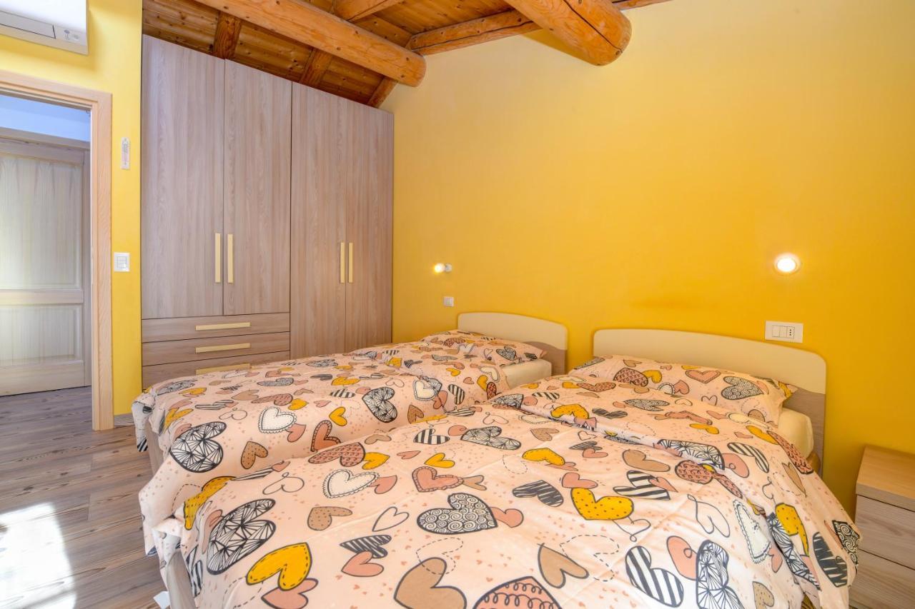 Casa Nel Borgo - Il Gufo Tremosine Exterior foto