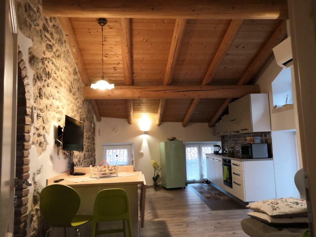 Casa Nel Borgo - Il Gufo Tremosine Exterior foto
